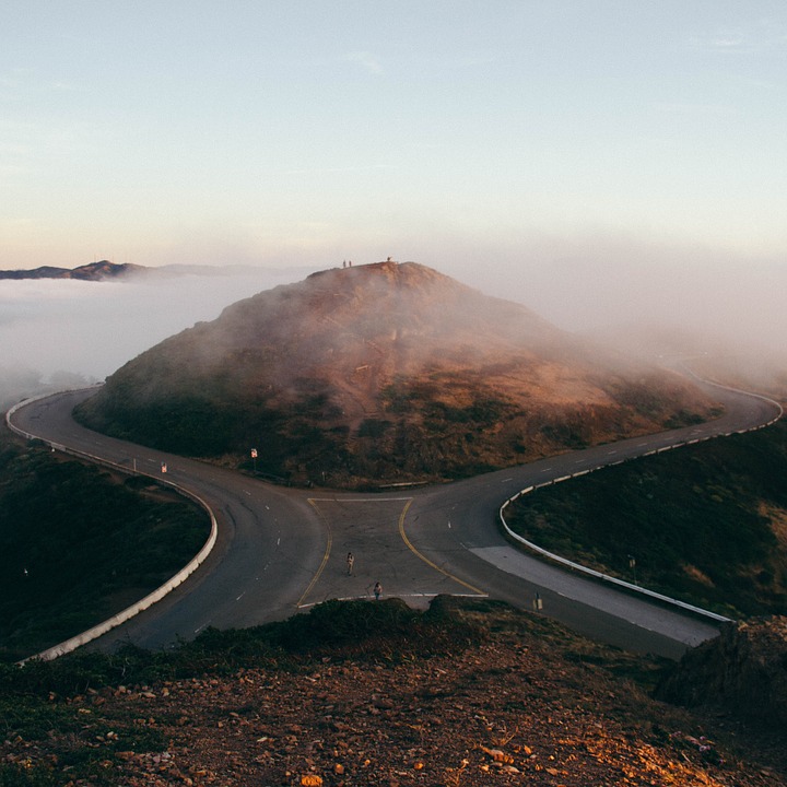forking-road-839830_960_720